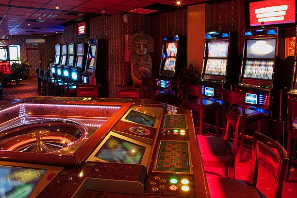 Spadegaming Fortune Tiger on mog77 mobile screen showing reels and payout symbols